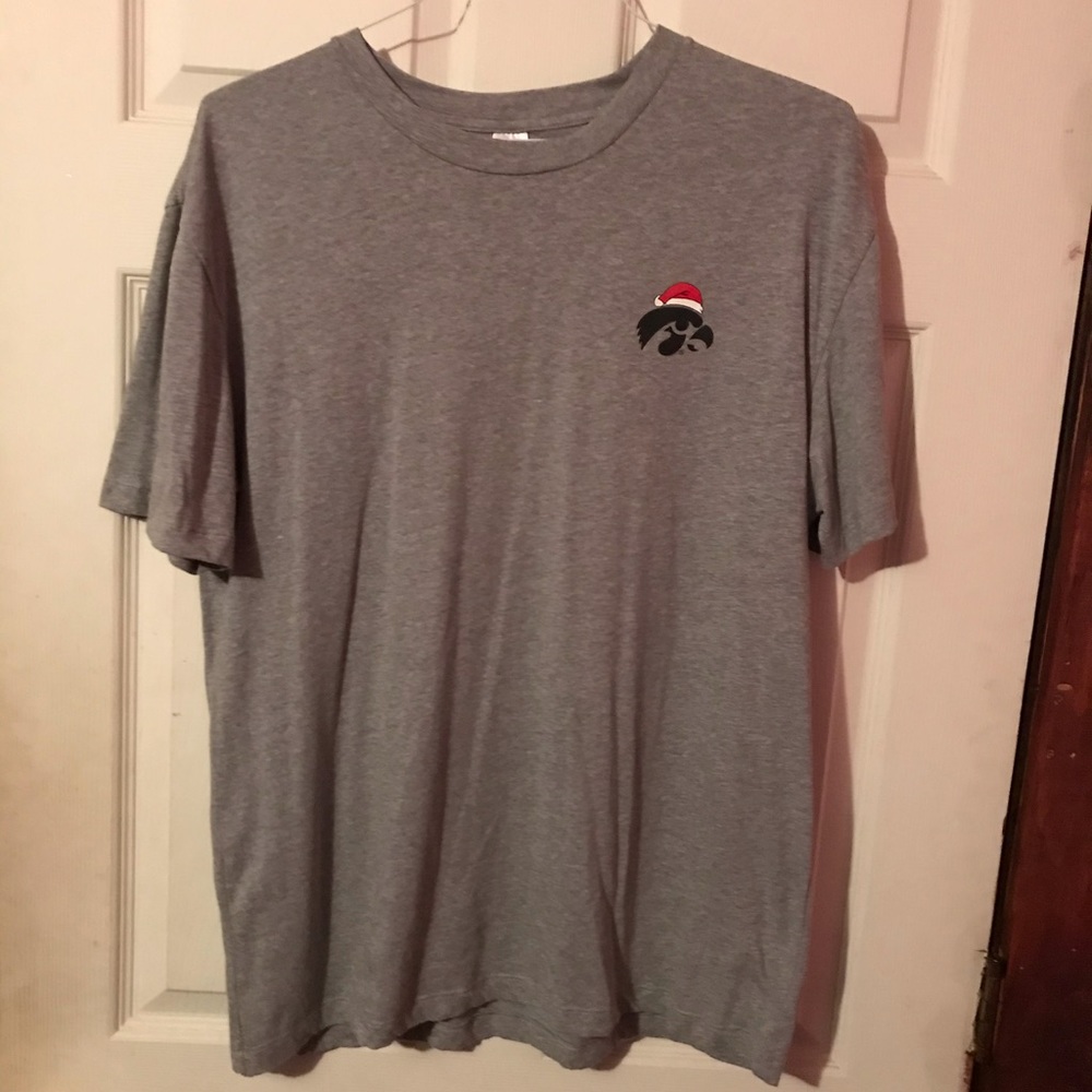 Iowa Hawkeyes Santa Hat Gray T-Shirt Mens Large L